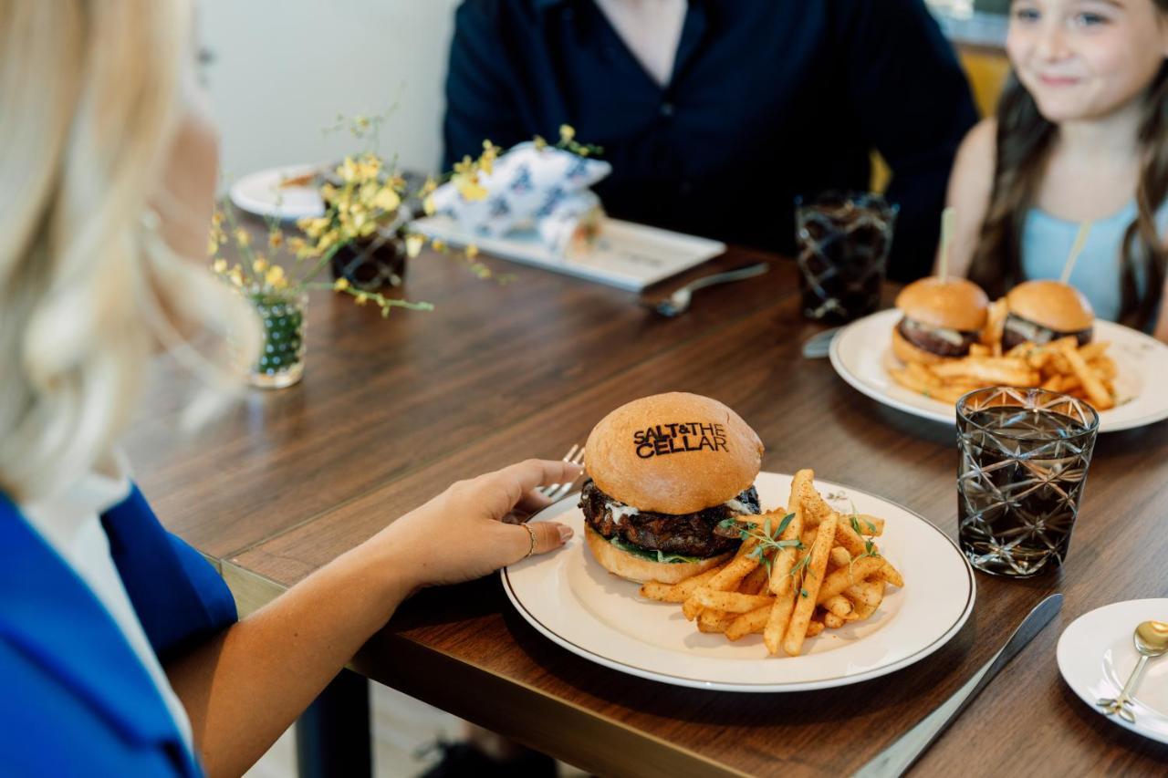 Four Corners Ette Luxury Hotel & Spa מראה חיצוני תמונה A burger at Saint Cellas
