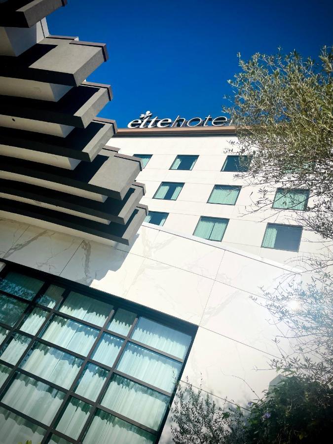 Four Corners Ette Luxury Hotel & Spa מראה חיצוני תמונה Hôtel ette