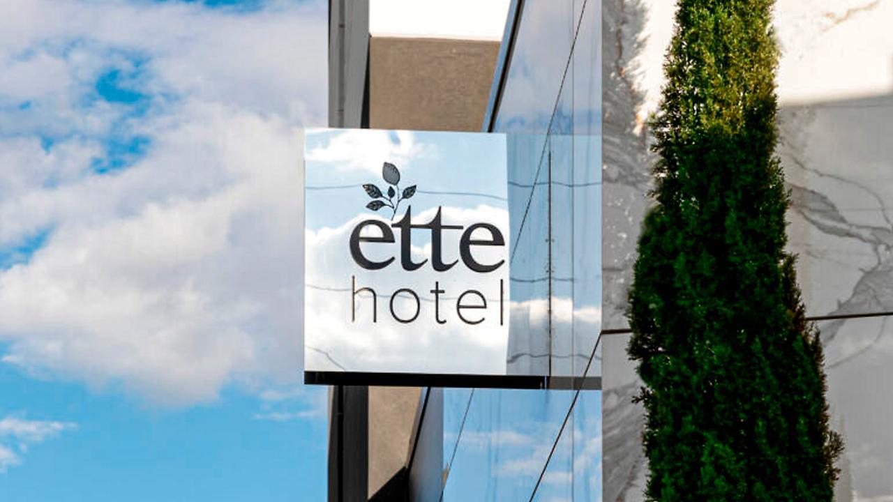 Four Corners Ette Luxury Hotel & Spa מראה חיצוני תמונה The hotel's logo